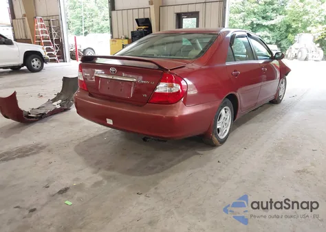 2002 Toyota Camry Le V6 из США, поврежденный, VIN 4T1BF30K42U020723